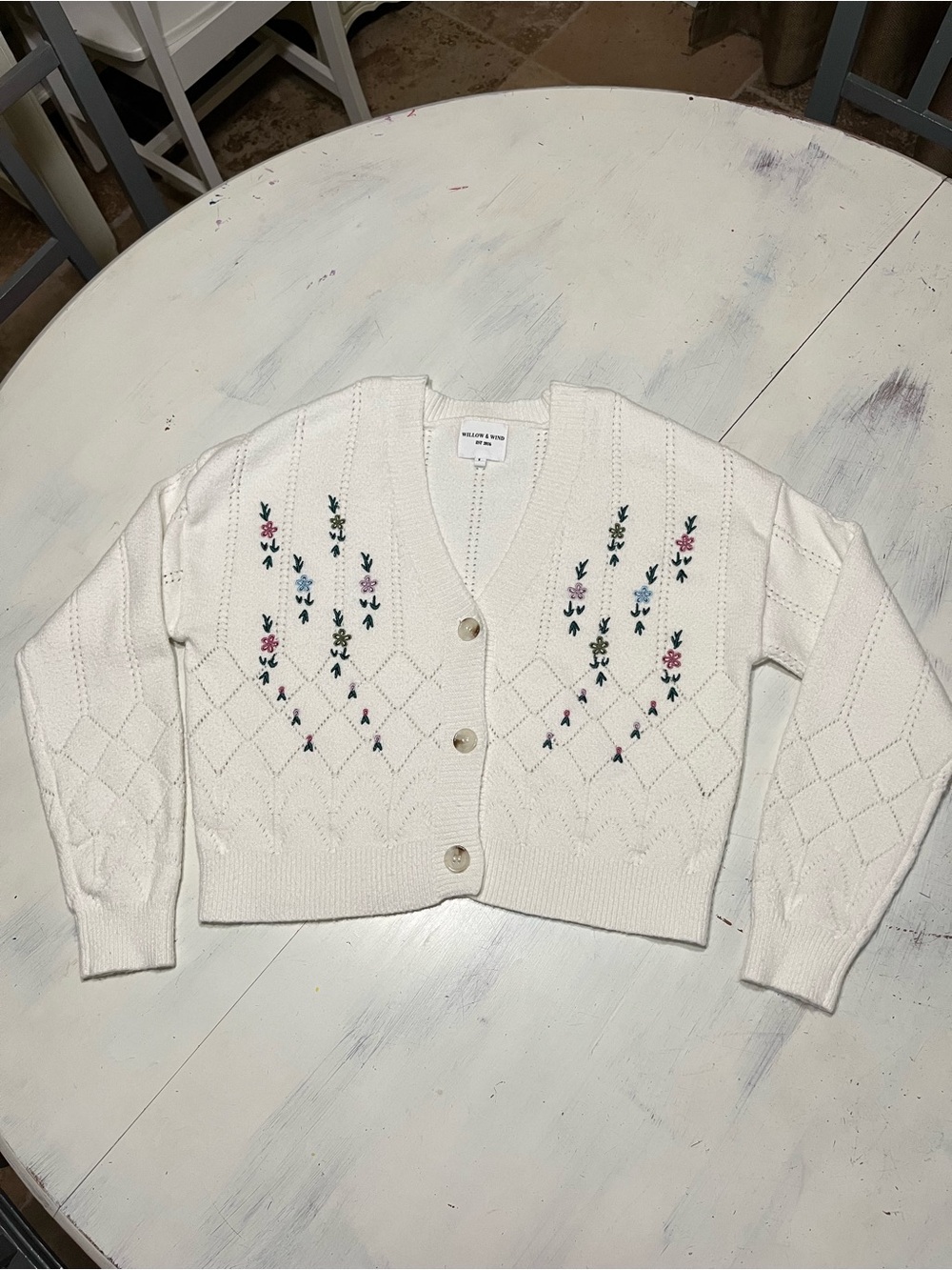 Willow & Wind Ultra Soft Embroidered Floral Knit White Cropped Cardigan Sweater - Picture 1 of 6